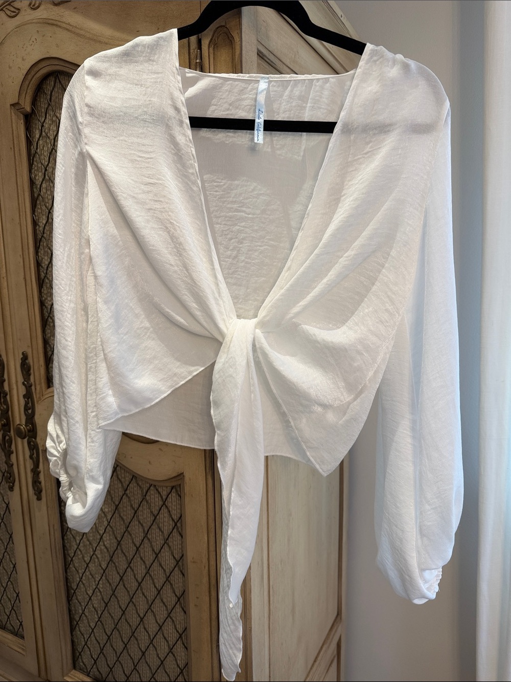 Women’s White Tie-Front Long Sleeve Camisole